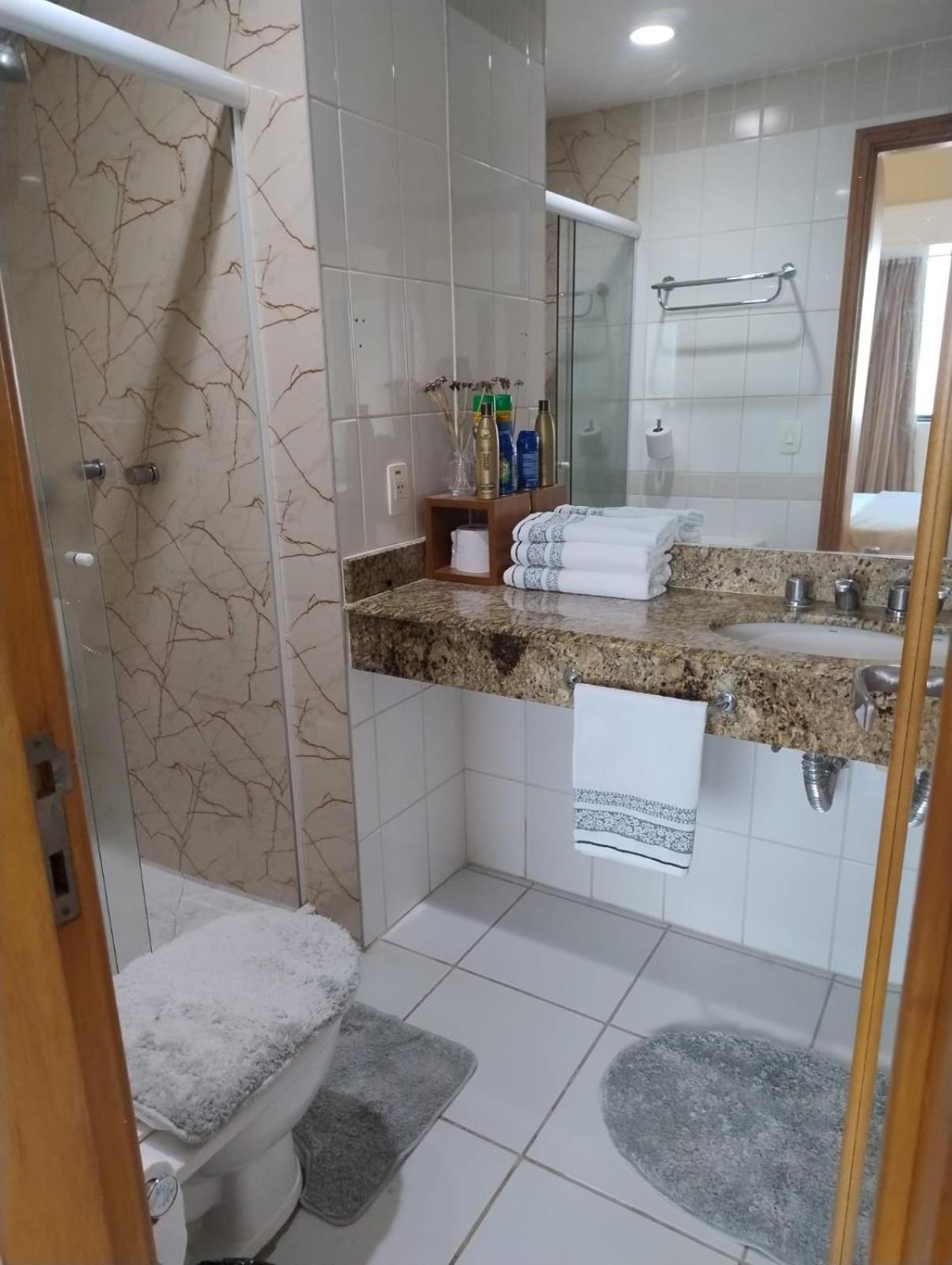 מנאוס Tropical Executive Hotel מראה חיצוני תמונה
